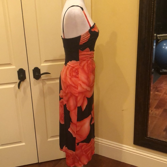 Cache dress - Picture 10 of 13